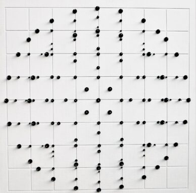 Round meets Straight 80 x 80 cm € 895.-